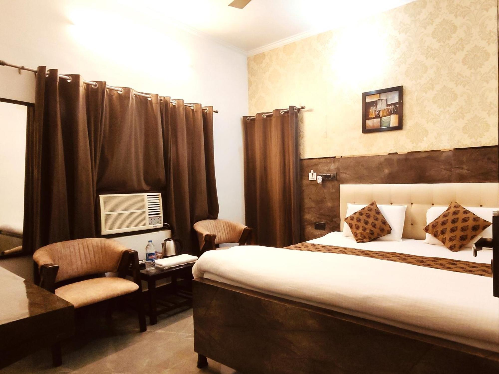 Krishna Residency - A Boutique Hotel Bareilly Exterior photo